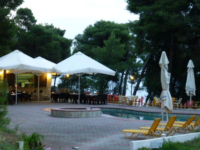 Dryades Hotel Siviri Exterior foto